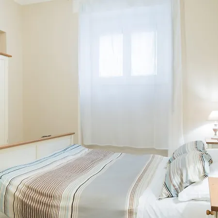 Casa Dei Vicoli, Classic *