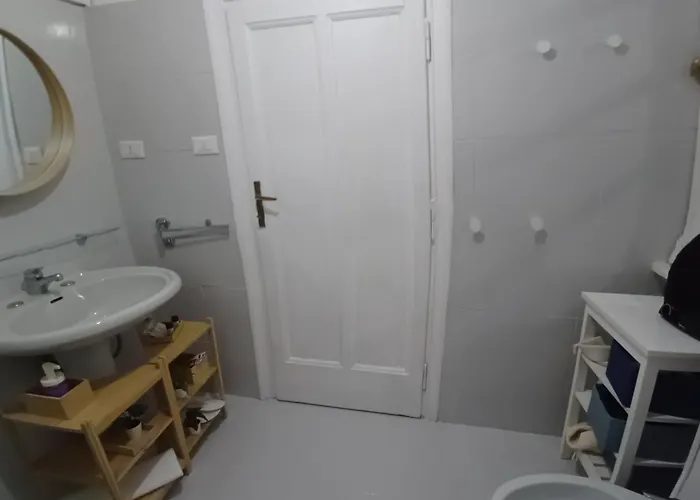 Casa Dei Vicoli, Classic Roma